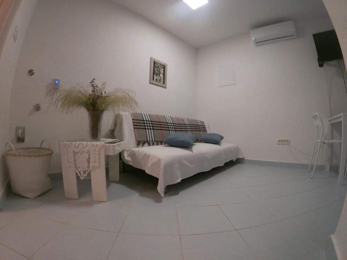 סטארי גראד Apartmani Kate מראה חיצוני תמונה
