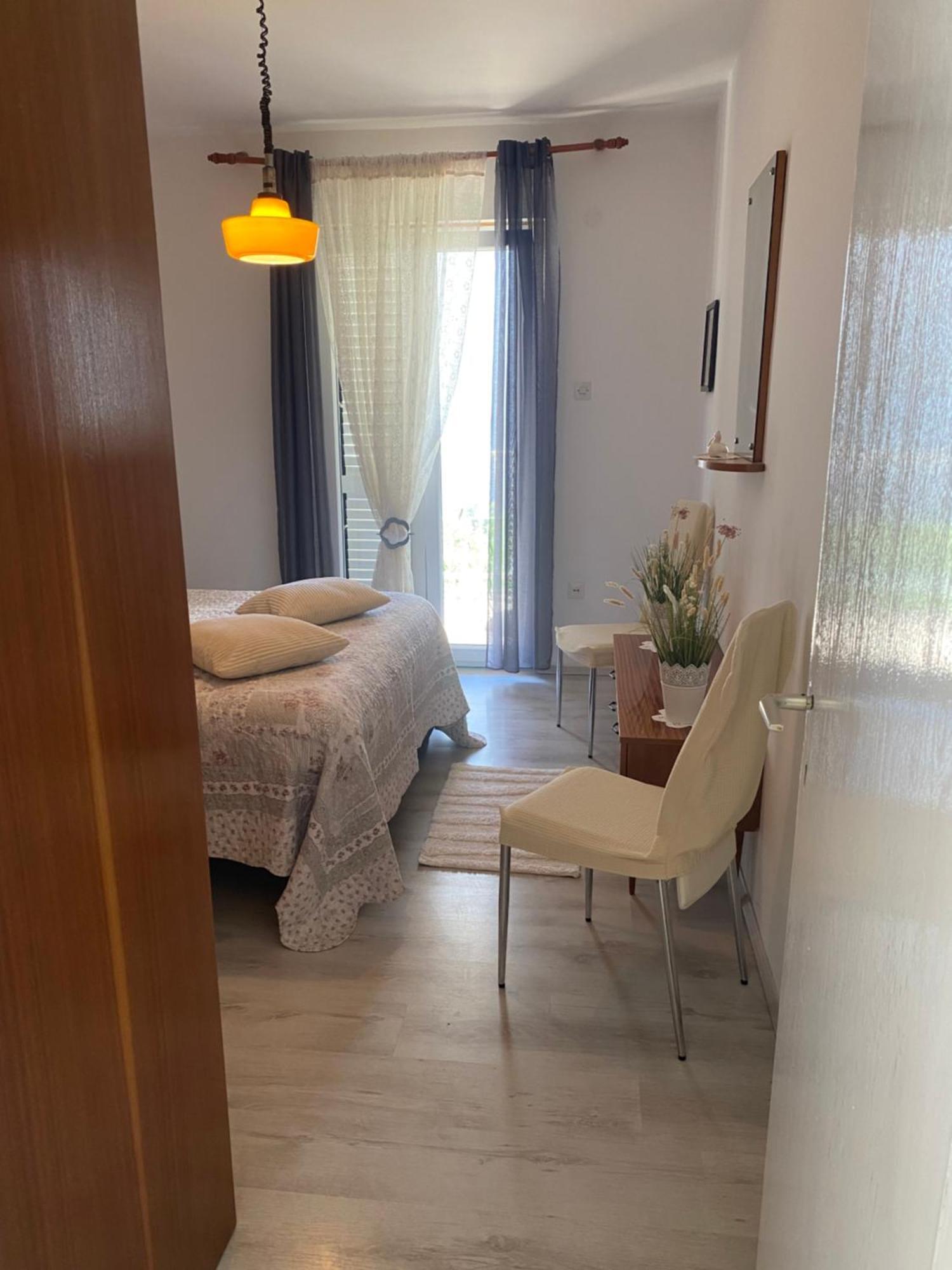 סטארי גראד Apartmani Kate מראה חיצוני תמונה